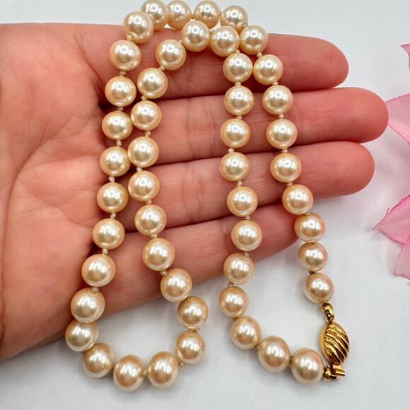 Vintage Ivory Glass Pearl Hand Knotted Necklace Box Clasp Wedding Bridal 18” - Picture 8 of 12